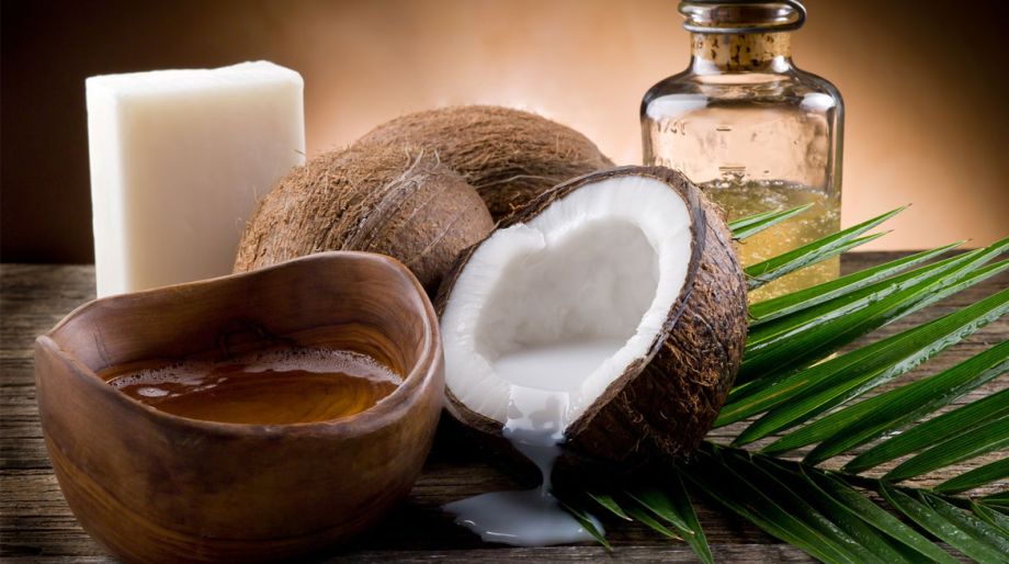 Olio di Cocco: cos'è, benefici e applicazione Olio di Cocco: cos'è, benefici e applicazione
